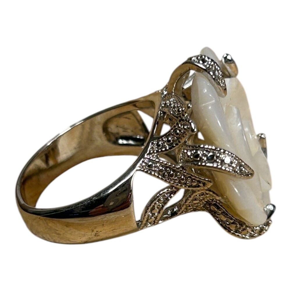 Carved Mother of Pearl Rose Statement Ring 10K Gold Electroplate Size 8.75 - Picture 2 of 5
